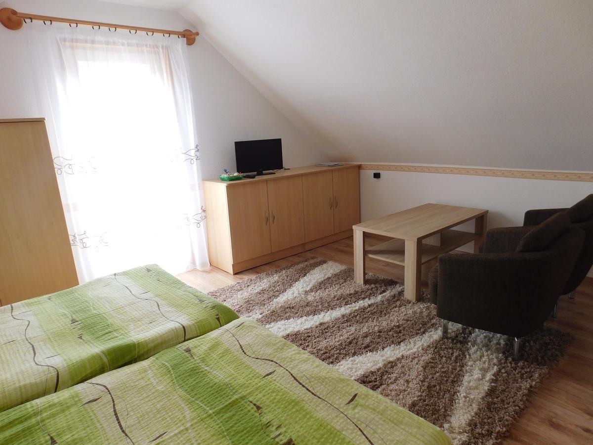 Xxl Apartman Zalakaros Eksteriør billede